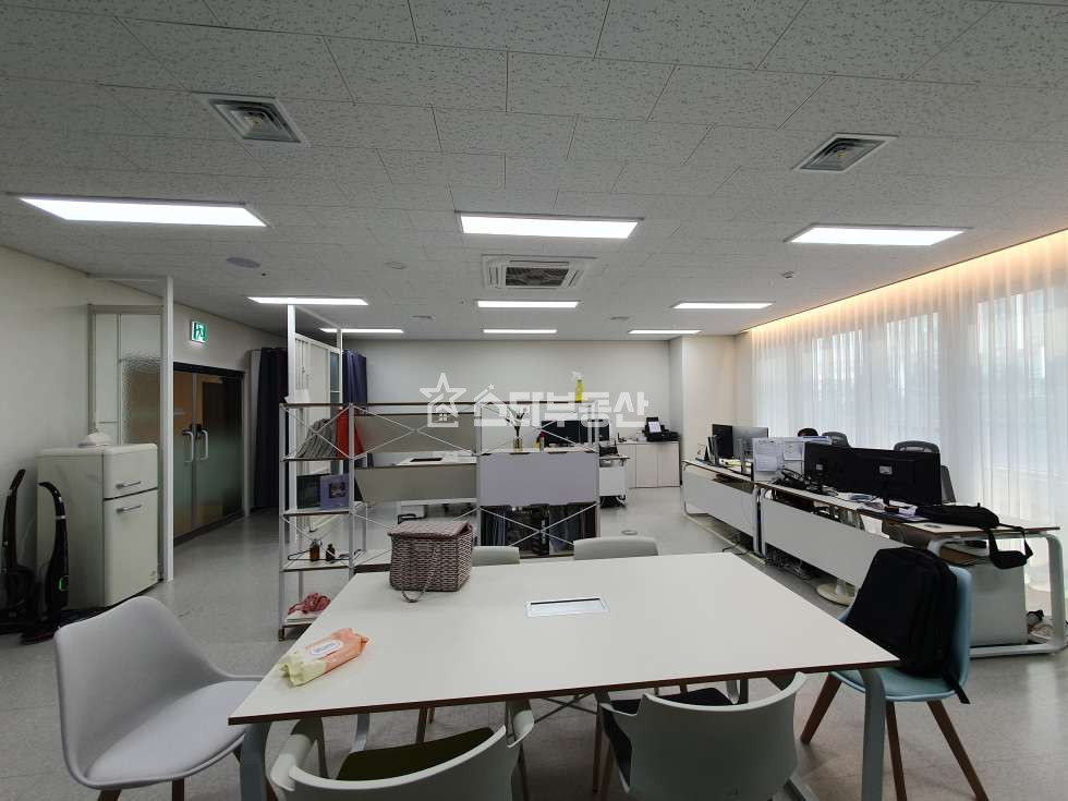 경기 광명시 일직동 광명역 GIDC 사무실매매, 실20평, 기본인테리어, 싱크대 파샤드, 실입주가능 매매 매물번호 10370 사진 1