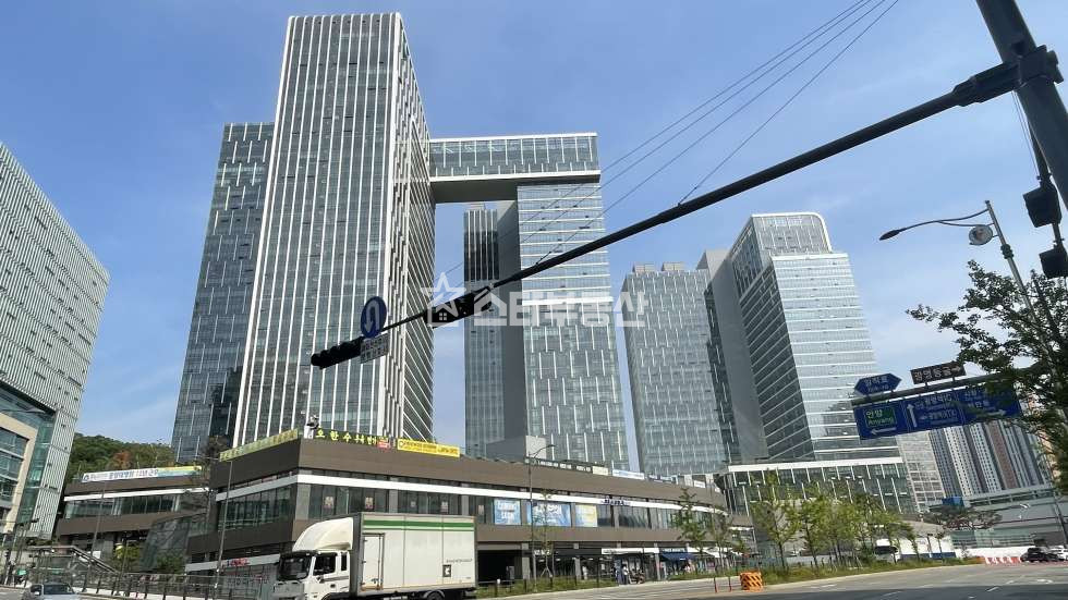 경기 광명시 일직동 GIDC 상가, 실31평, 수익률굿, 음식점성업중, 광명역랜드마크 매매 매물번호 10499 사진 2