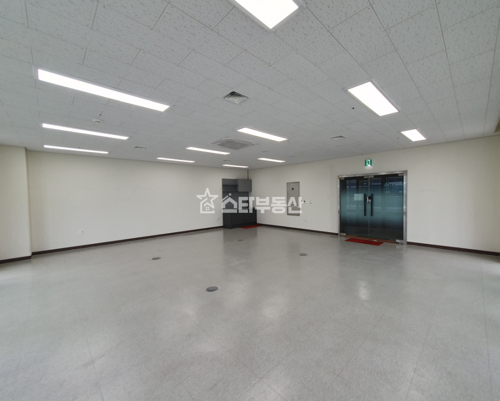 경기 광명시 일직동 광명역 GIDC 코너사무실 임대, 실21평, 발코니有, 기본인테리어 월세 매물번호 10349 사진 1