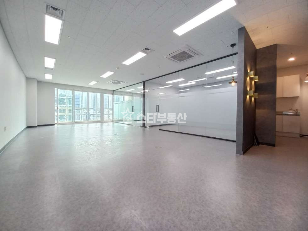 경기 광명시 일직동 광명GIDC 지산매매, 실32평, 룸2개 탕비실,최상급인테리어, 투자용추천 매매 매물번호 10150 사진 1