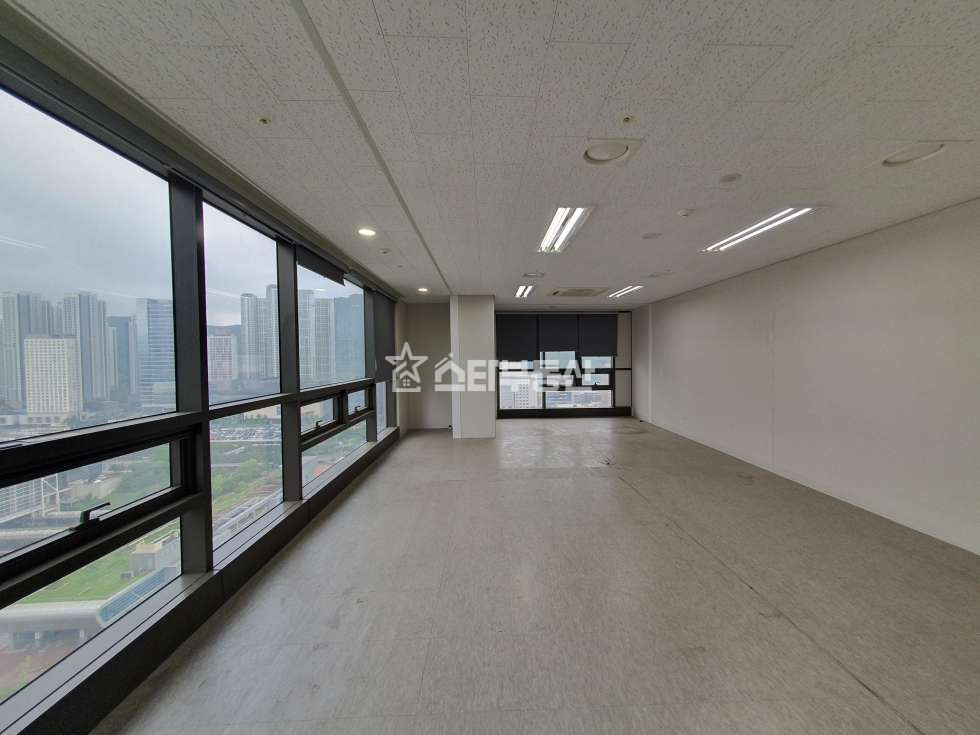 경기 광명시 일직동 광명역자이타워 임대, 전용15평, 발코니 有, 코너호실, 가성비 좋은 사무실, 즉시입주가능 월세 매물번호 10561 사진 3