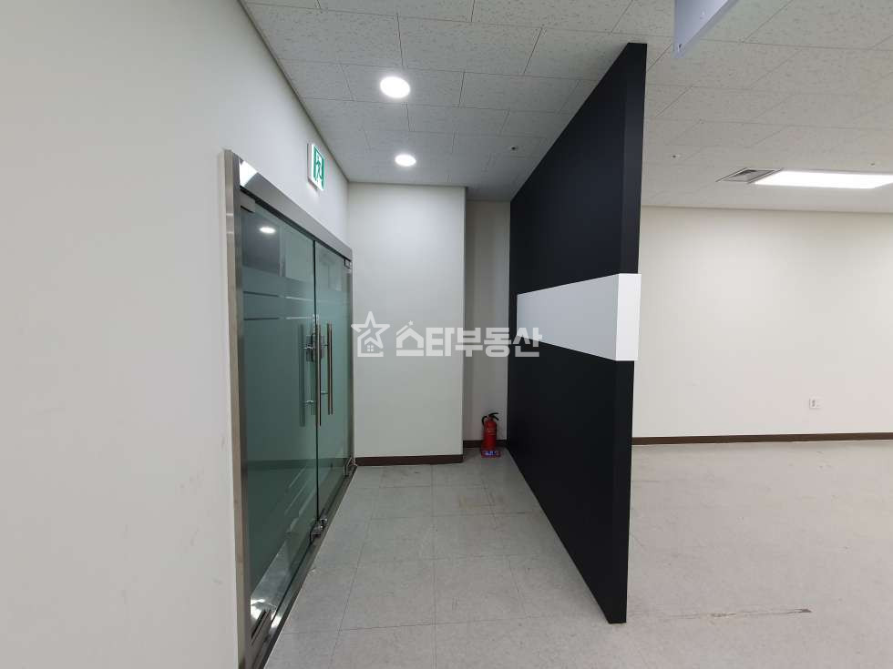 경기 광명시 일직동 광명GIDC, GIDC매매, 실29평, 룸2개 탕비실, 풀인테리어, 법인 실입주 추천 매매 매물번호 10192 사진 1