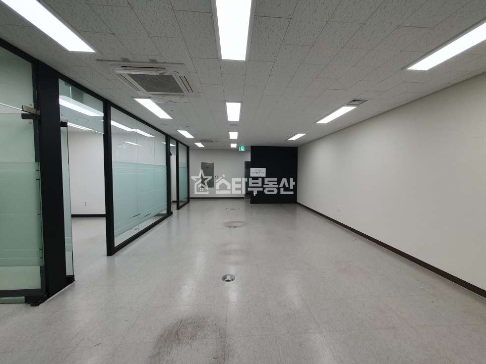 경기 광명시 일직동 광명GIDC, GIDC매매, 실29평, 룸2개 탕비실, 풀인테리어, 법인 실입주 추천 매매 매물번호 10192 사진 7