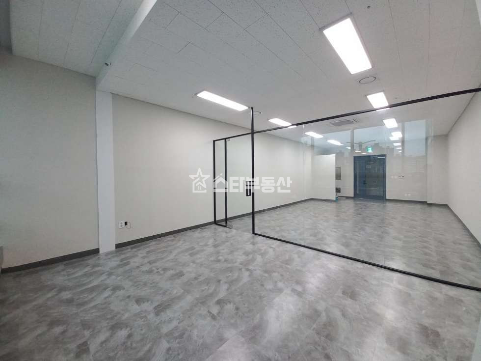 경기 광명시 소하동 광명G타워동 광명G타워 임대, 전용21평, 룸1개 탕비실, 풀인테리어, 전망좋은 사무실, 최저가임대료 월세 매물번호 10371 사진 5