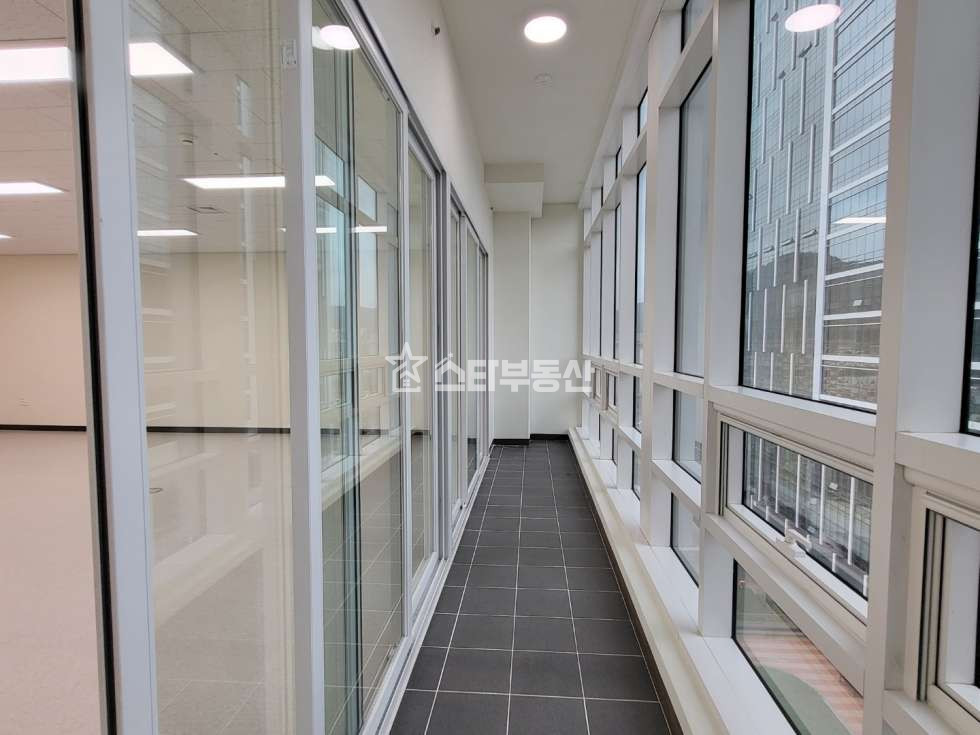 경기 광명시 일직동 광명GIDC 소형사무실 매매, 실20평, 지식산업센터, 광명역랜드마크, 실입주추천 매매 매물번호 10255 사진 3