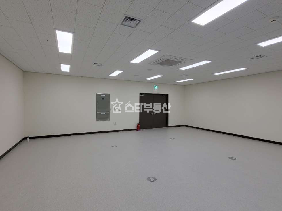 경기 광명시 일직동 광명GIDC 소형사무실 매매, 실20평, 지식산업센터, 광명역랜드마크, 실입주추천 매매 매물번호 10255 사진 4