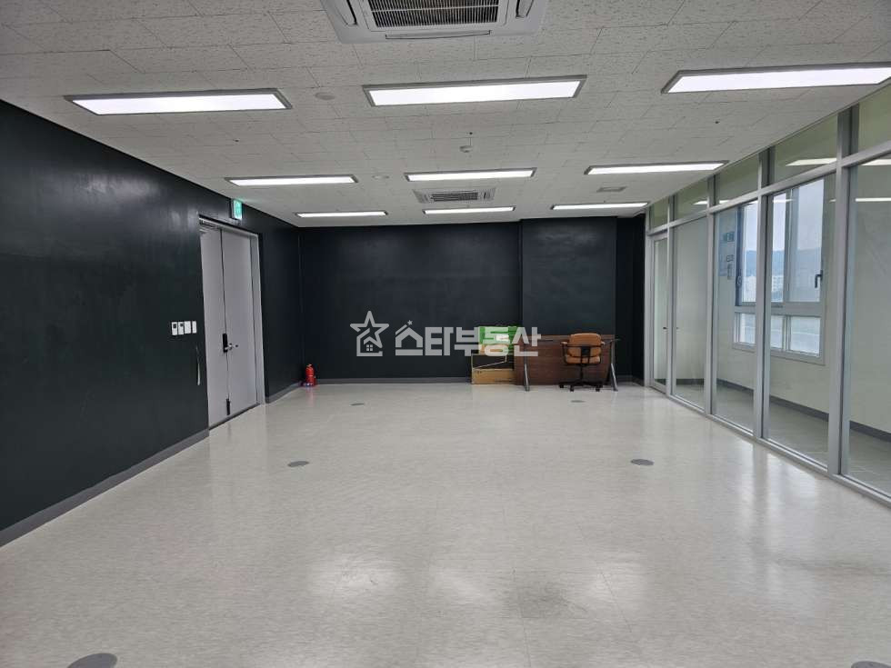 경기 광명시 일직동 광명역엠클러스터 사무실매매, 실19평, 발코니有, 가성비갑, 최저가, 실입주매매 매매 매물번호 10313 사진 1